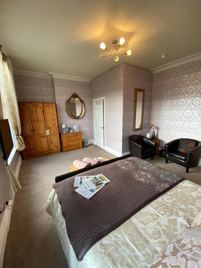 The Fairmile Bed & Breakfast Lytham St Annes Bagian luar foto