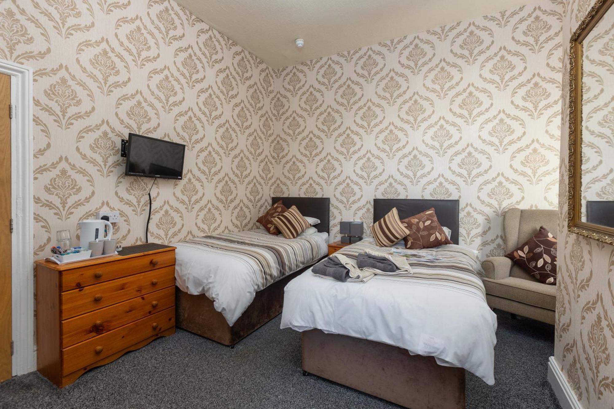 The Fairmile Bed & Breakfast Lytham St Annes Bagian luar foto