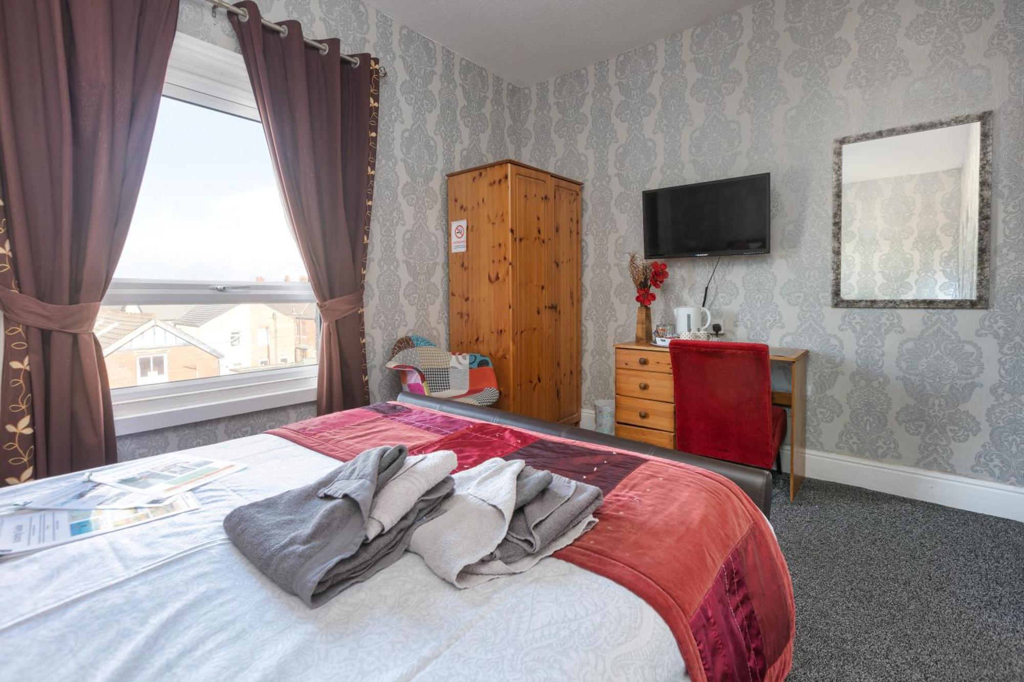 The Fairmile Bed & Breakfast Lytham St Annes Bagian luar foto