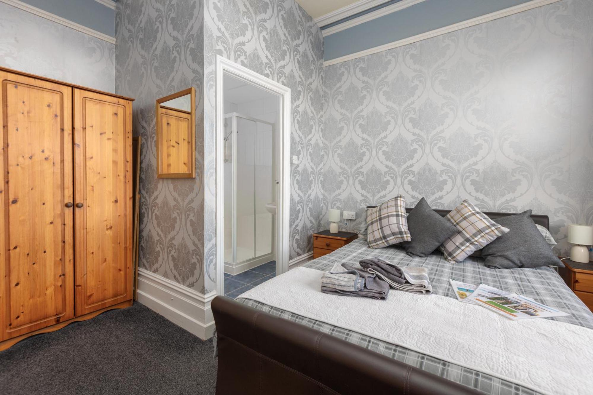 The Fairmile Bed & Breakfast Lytham St Annes Bagian luar foto