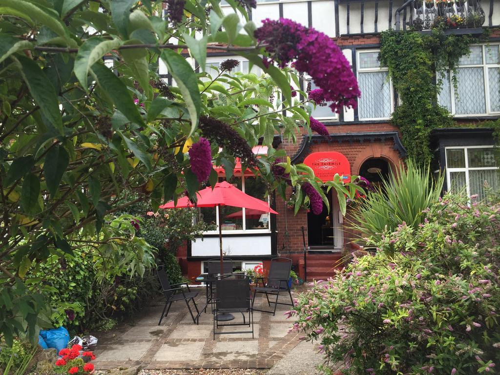 The Fairmile Bed & Breakfast Lytham St Annes Bagian luar foto